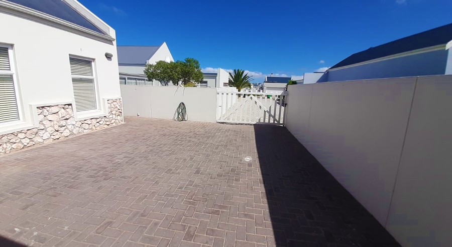 3 Bedroom Property for Sale in Laguna Sands Western Cape